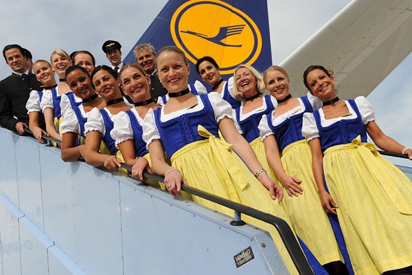 :  Lufthansa   